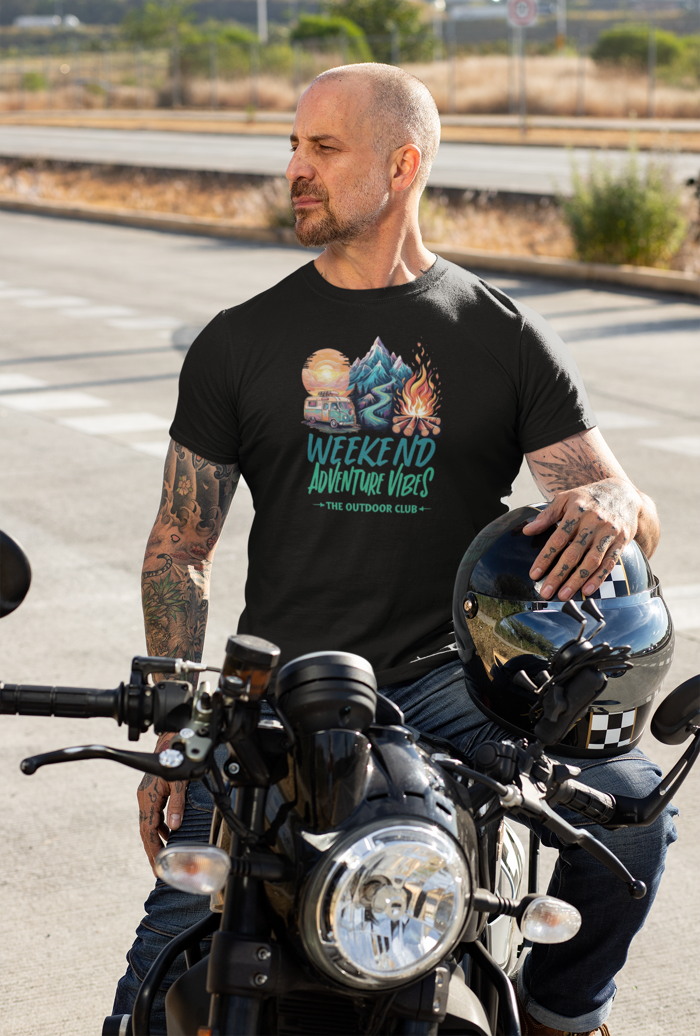WEEKEND ADVENTURE VIBES Unisex Classic Crew T-Shirt